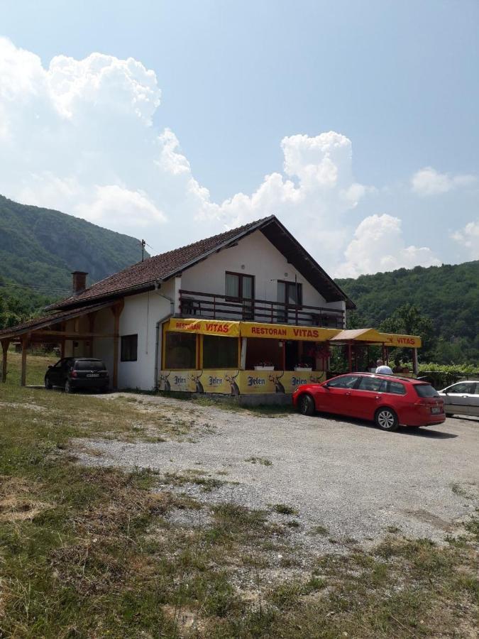 Prenociste Vitas Bed & Breakfast Miljevina Exterior foto