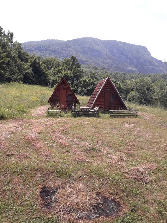 Prenociste Vitas Bed & Breakfast Miljevina Exterior foto