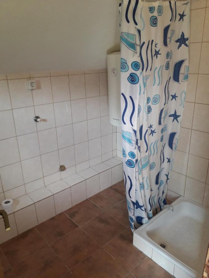 Prenociste Vitas Bed & Breakfast Miljevina Exterior foto