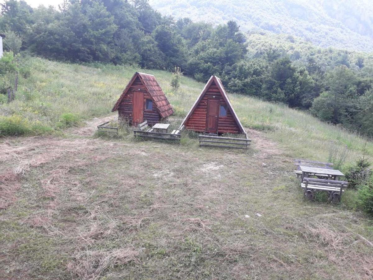 Prenociste Vitas Bed & Breakfast Miljevina Exterior foto