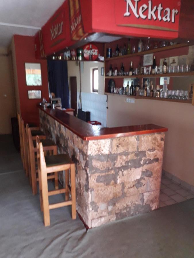 Prenociste Vitas Bed & Breakfast Miljevina Exterior foto