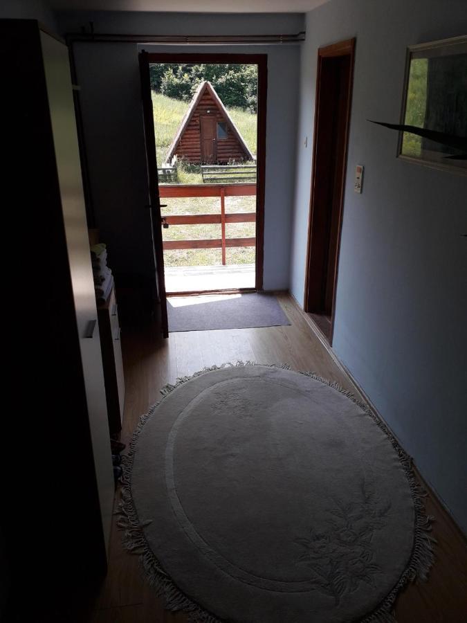 Prenociste Vitas Bed & Breakfast Miljevina Exterior foto